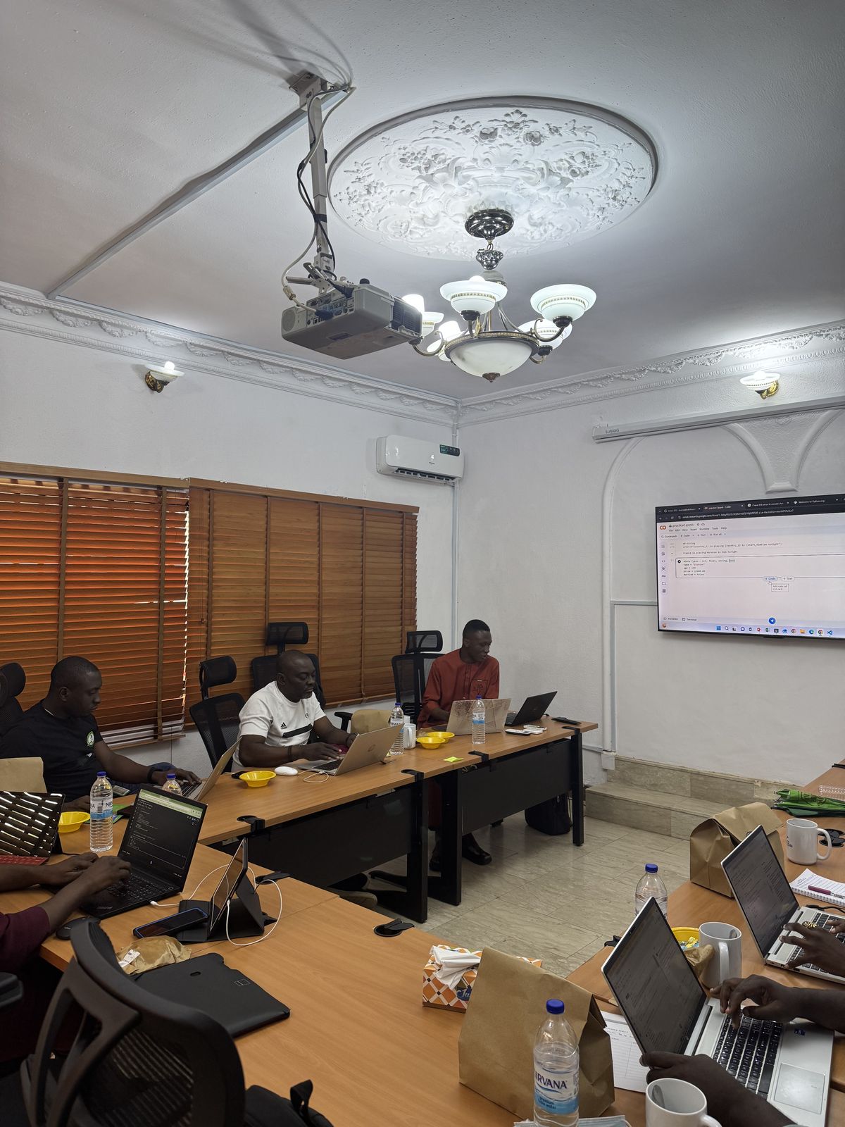 Wide view of the LIRS ICT training session